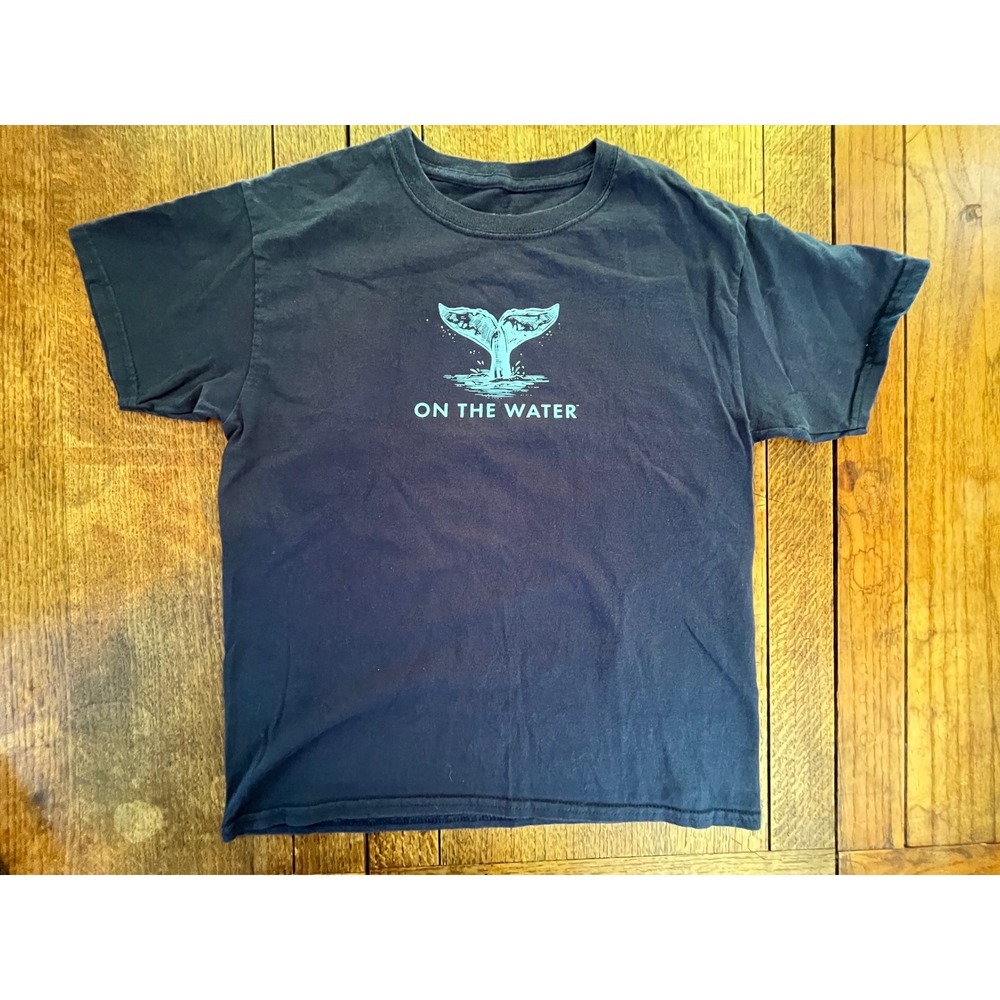 On the Water OTW navy blue 100% cotton short sleeve T-shirt M whale tail fishing